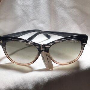 Rare Discontinued .Tom Ford Black and Brown Sunglasses